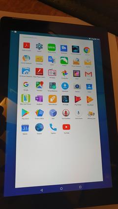 Çok az kullanılmış Sim kart girişli Tablet 10 inc 64 gb