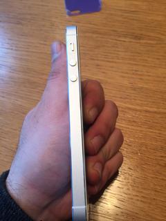  Satılık Iphone 5s Silver (13 ay garanti devam ediyor)