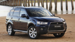  2011-2012 Mitsubishi Outlander'a Dıştan Muhafazalı LPG Tankı?