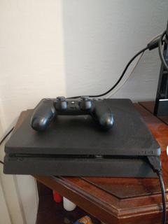 Satılık PS4 Slim, Tek Kol. SATILDI