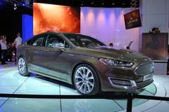  2015 Ford MONDEO VIGNALE - Lansman