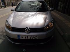 Acil satılık golf 6   32000  km de  46500 tl kazasız degisensiz