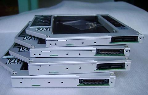 Laptop'a ikinci bir HDD/SSD takın! (CD/DVD-rw yerine)