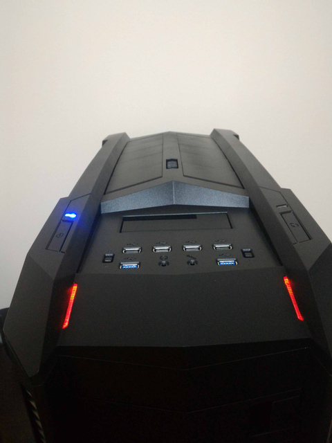 AeroCool Xpredator 2 - Detaylı İnceleme! Türkiye'de İlk!