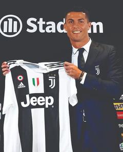 C.Ronaldo Juventus ile CL kazanırsa Messiciler susar mı ?