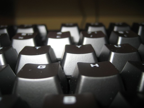 Logitech G710+ İnceleme, TR'de İlk, Güncellendi