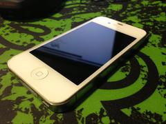  SATILIK iPhone 4S 32GB BEYAZ (1049TL) -GARANTİLİ-TURKCELL ÇIKIŞLI(İSTANBUL İÇİ ELDEN TESLİM)