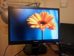  Satılık Sorunsuz Philips 190V 19'' Monitör