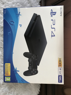 İNDİRİM !!SATILIK-KUTULU PS4 SLIM 1TB -- SIFIRDAN FARKSIZ-HEDİYE OYUNLAR