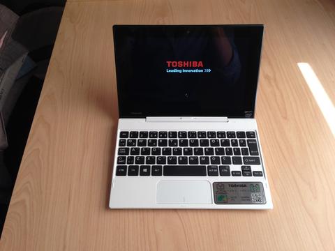 Toshiba Click Mini 2in1 - Hem Tablet Hem Notebook -740₺-