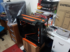  CORSAIR 600T HALF LIFE EDITION