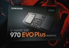 Satıldı SAMSUNG 970 EVO PLUS NVMe M.2 SSD 250GB 'SIFIR'