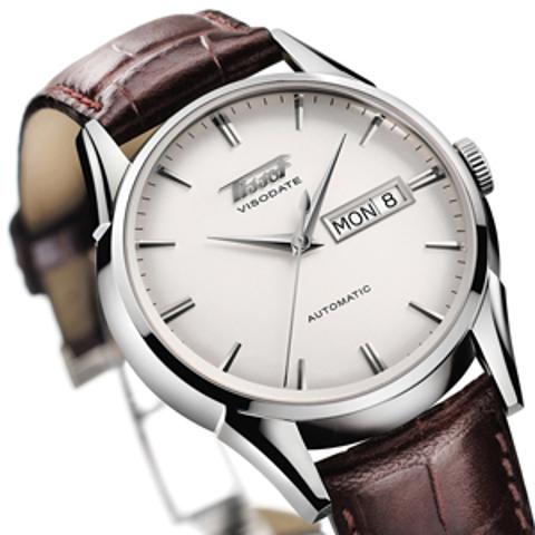 Oris Tonneau GMT Moonphase complication inceleme