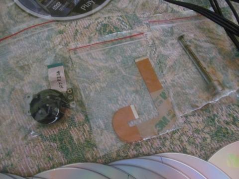 SATILMISTIR....!!! MATRIX ÇİPLİ SLIM PS2 3 ADET ORJ SONY KOL+15 ADET VERBATIM DVD