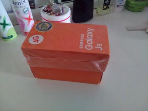 SATILIK UYGUN KAPALI KUTU 2 TANE J5!