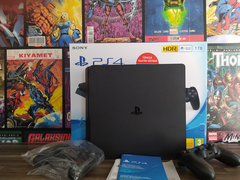 SATILDI PS4 Slim(1TB) + 2 kol(V2) + Fifa 2020