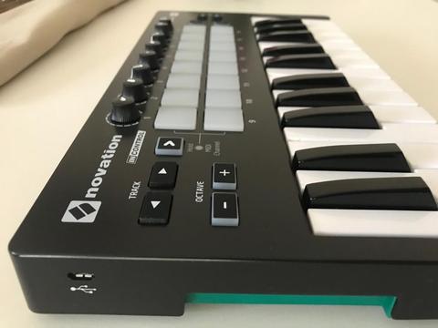 Satılık Novation LaunchKey Midi Mk2