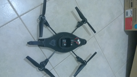 SATILIK - AR.DRONE 1 , 1 Motoru Arızalı