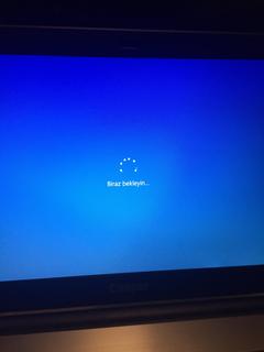 Windows 10 biraz bekleyin hatası