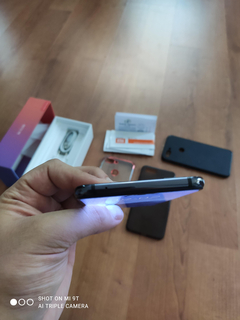 Xiaomi Mi8 lite 64 GB - Kutulu - Faturalı