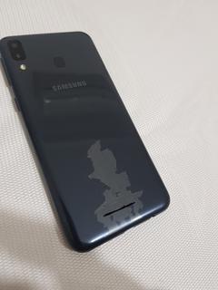 5000mAh bataryalı Samsung Galaxy M20 ile ilk karşılaşma!