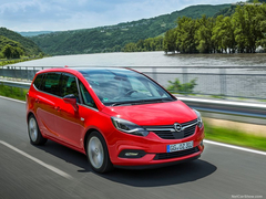 Opel Zafira'ya PSA dokunuşu; işte karşınızda yeni Opel Zafira Life