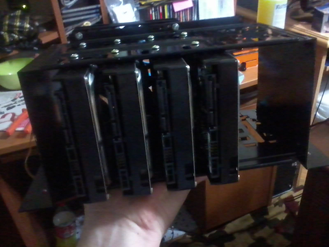 BENCHTABLE MOD :)Standart bir Midi tower kasadan neler yapılabilir?