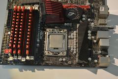  ASUS RAMPAGE III EXTREME İNTEL İ7 980 6 ÇEKİRDEK 16GB RAM