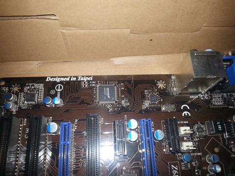 Anakart üzerinde çizik var, yardım lütfen.