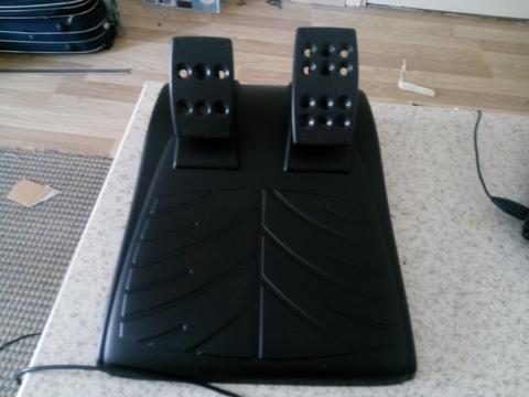Logitech Driving Force GT - Kutulu 190TL - Ücretsiz Kargo - SATILDI