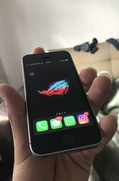 İPHONE SE 64 GB —-SATILDI—-