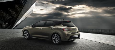 2018 TOYOTA AURIS
