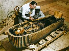 Mısır Firavunu Tutankhamon'un mezarının ilk keşfedildiği zamanki fotoğrafları(Renkli)