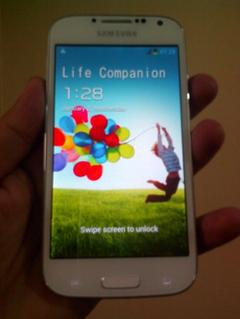  SAMSUNG GALAXY S4 İ9500