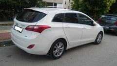  Hyundai i30 cw 1.6 crdi otomatik alındı.