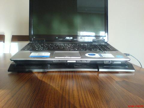 ASUS M51SN, T9300 2,5GHz-250GB-2GB-512MB 9500M GS NVIDIA-15.4'-NUM PAD