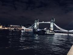 Londra’da yaşıyorum  sorularınızı alabilirim