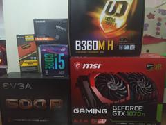 İ5 8400, 1070Ti, 144hz Toplu sistem ekipmanlı.