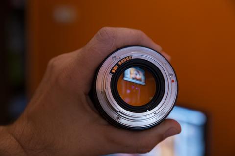 samyang 35mm 1.4 canon uyumlu manuel lens.
