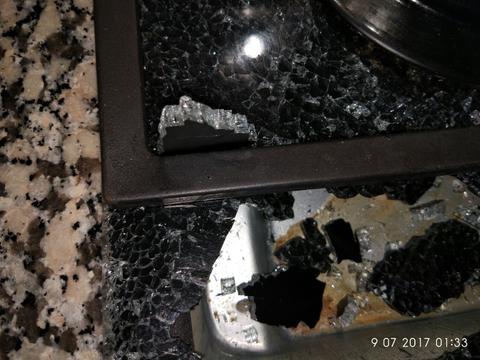 ICF Ankastre ocak camı patlaması