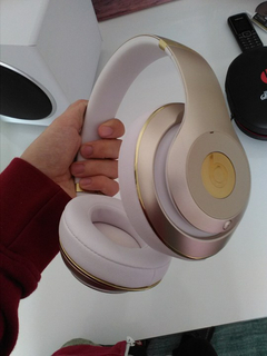 Beats Studio Wireless 2.0 Gold 650TL ACİL İHTİYAÇTAN SATILIK