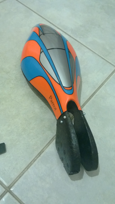 SATILIK - AR.DRONE 1 , 1 Motoru Arızalı