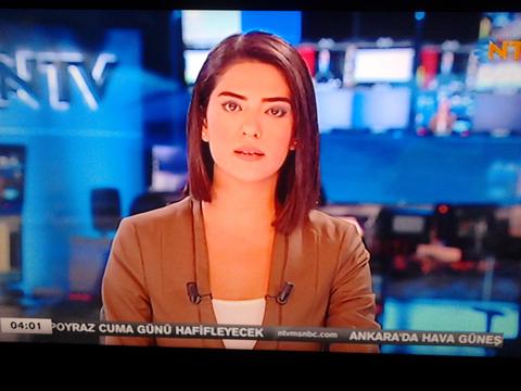 NTV'nin Spikerine Cok Uzuluyorum SS GELDİ TOPLAM 3 SS NTVDE BASLADI