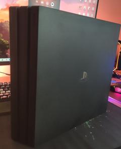 PS4 Pro 7216B, 1 Yıllık, Sıfır Gibi