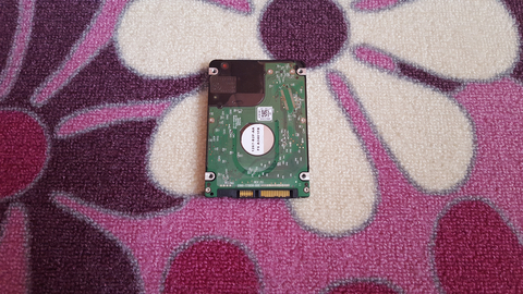 SATILIK  128 GB , 256 GB SSD LER + 1 TB HDD LER + BLURAY VE DVD SÜRÜCÜLER