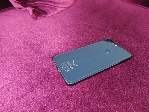 .....................VESTEL Z20 MAVİ