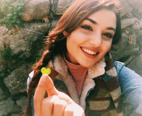 Hande Erçel Türkiyenin En Güzel Kızıdır! Bol SS'Lİ