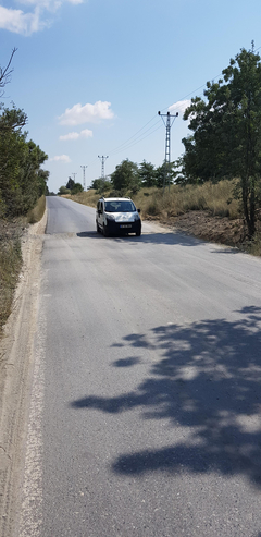 Bozuk yol sebebiyle aracın hasar görmesi. Başvuru yapıldı.