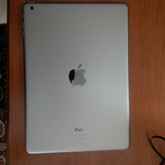  Çok temiz iPad Air 32 GB Wifi + Apple Smart Case