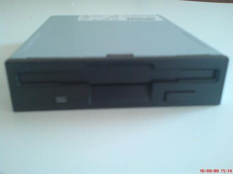 20 YTL YE KALİTELİ MODEM VE ADAPTÖRÜ:)